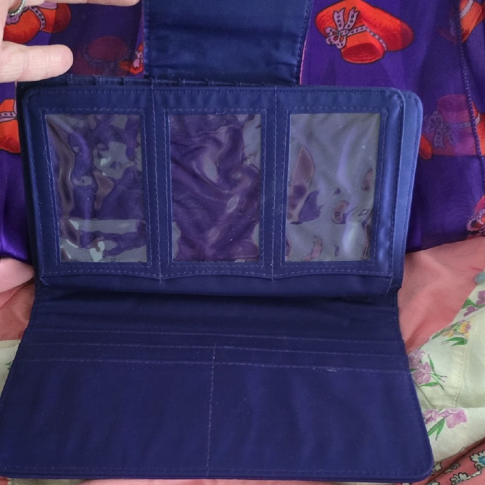 Avon Red Hat Society Purple Hat Print Scarf with Red Wallet - Picture 2 of 4